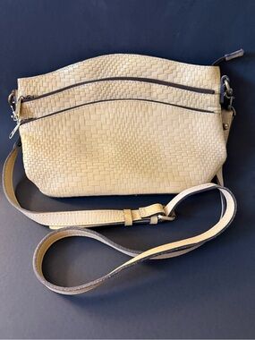 Patricia Nash Crossbody Bag-Buttery Yellow